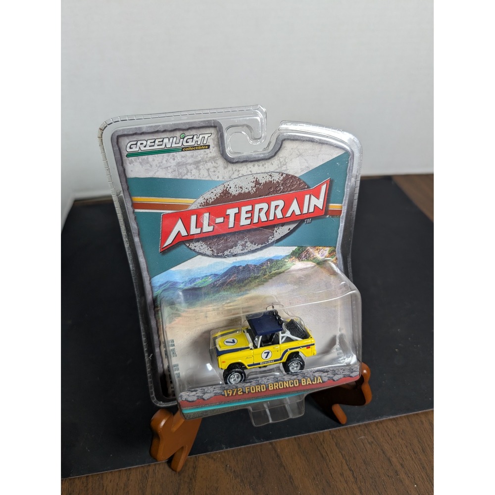 1972 FORD Bronco Baja Yellow All Terrain Model Car Greenlight